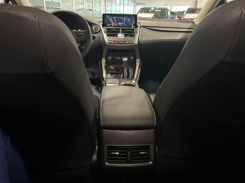Lexus NX Hybrid 4WD Premium