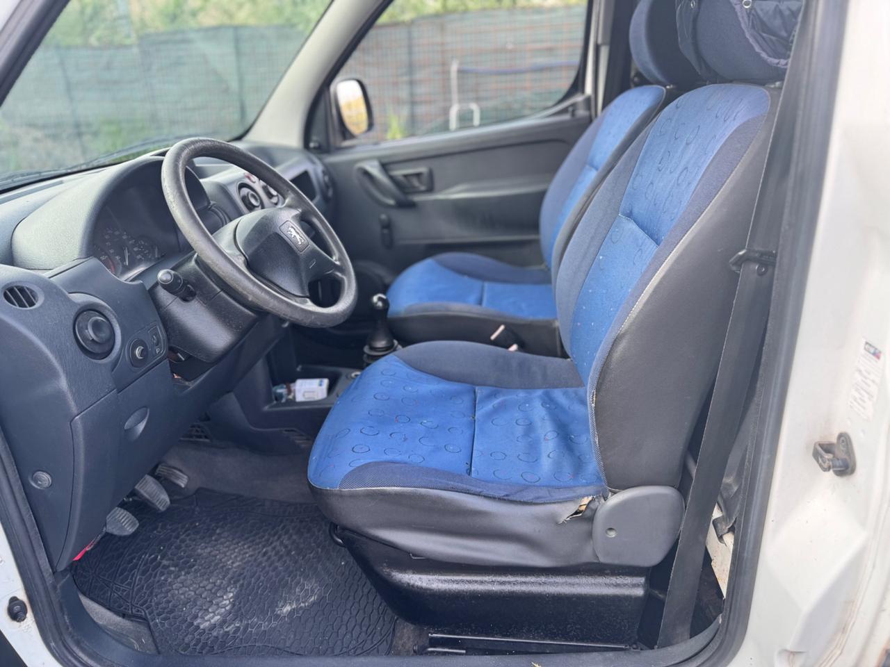 Peugeot Ranch 1.9 diesel 4p. XR