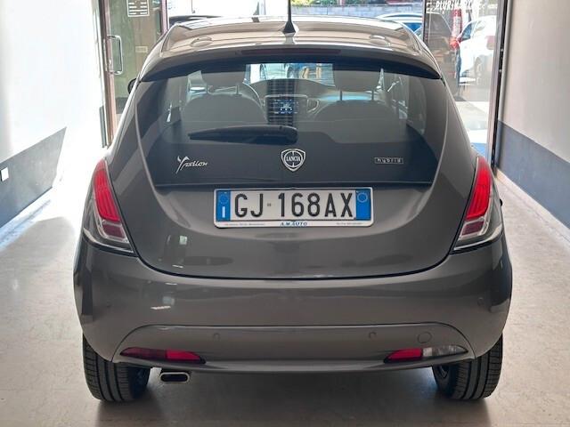 Lancia Ypsilon 1.0 Hybrid 2022 OK NEOPATENTATI