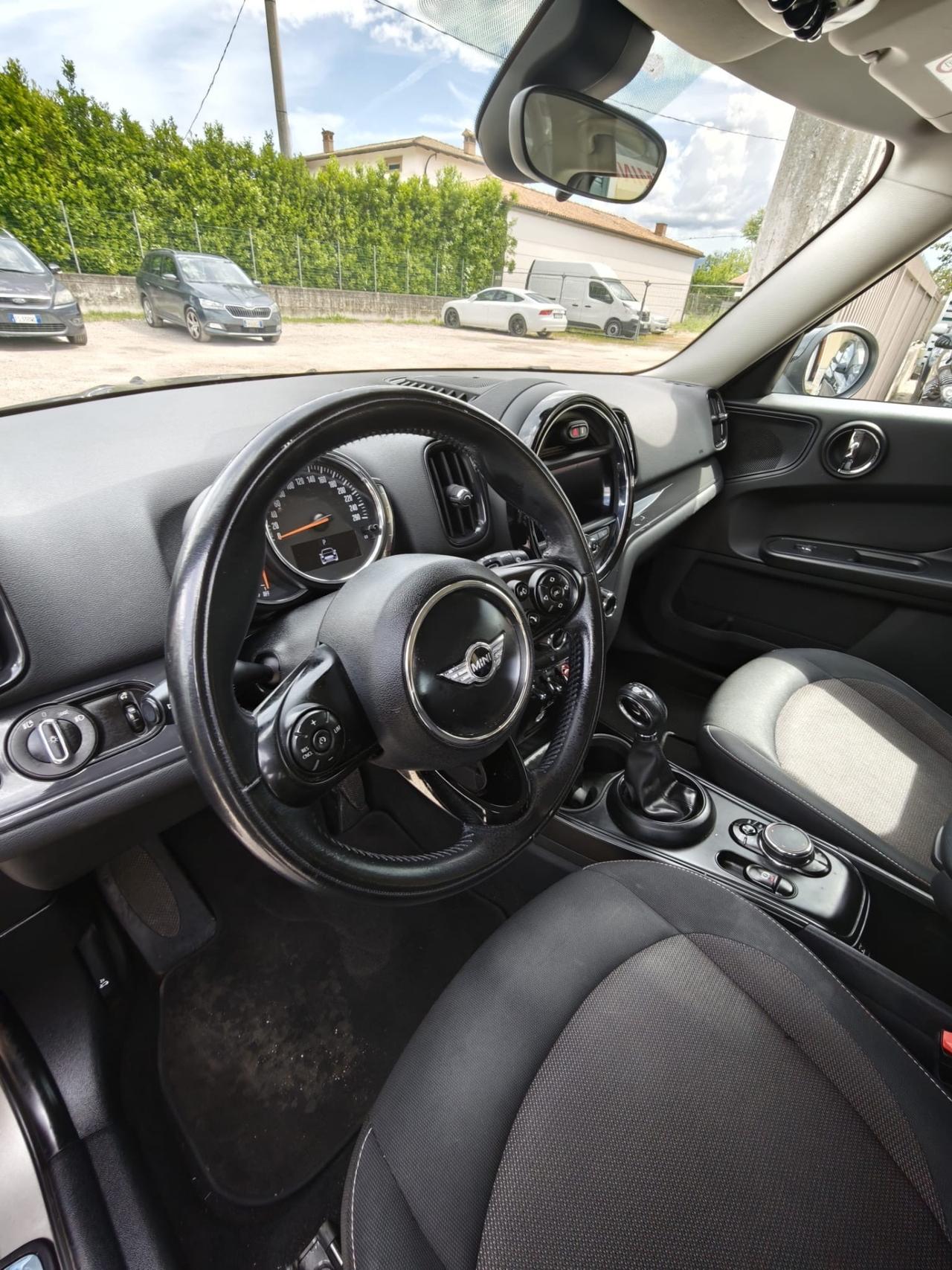Mini Cooper SD Countryman 2.0 D Business ALL4 automatica