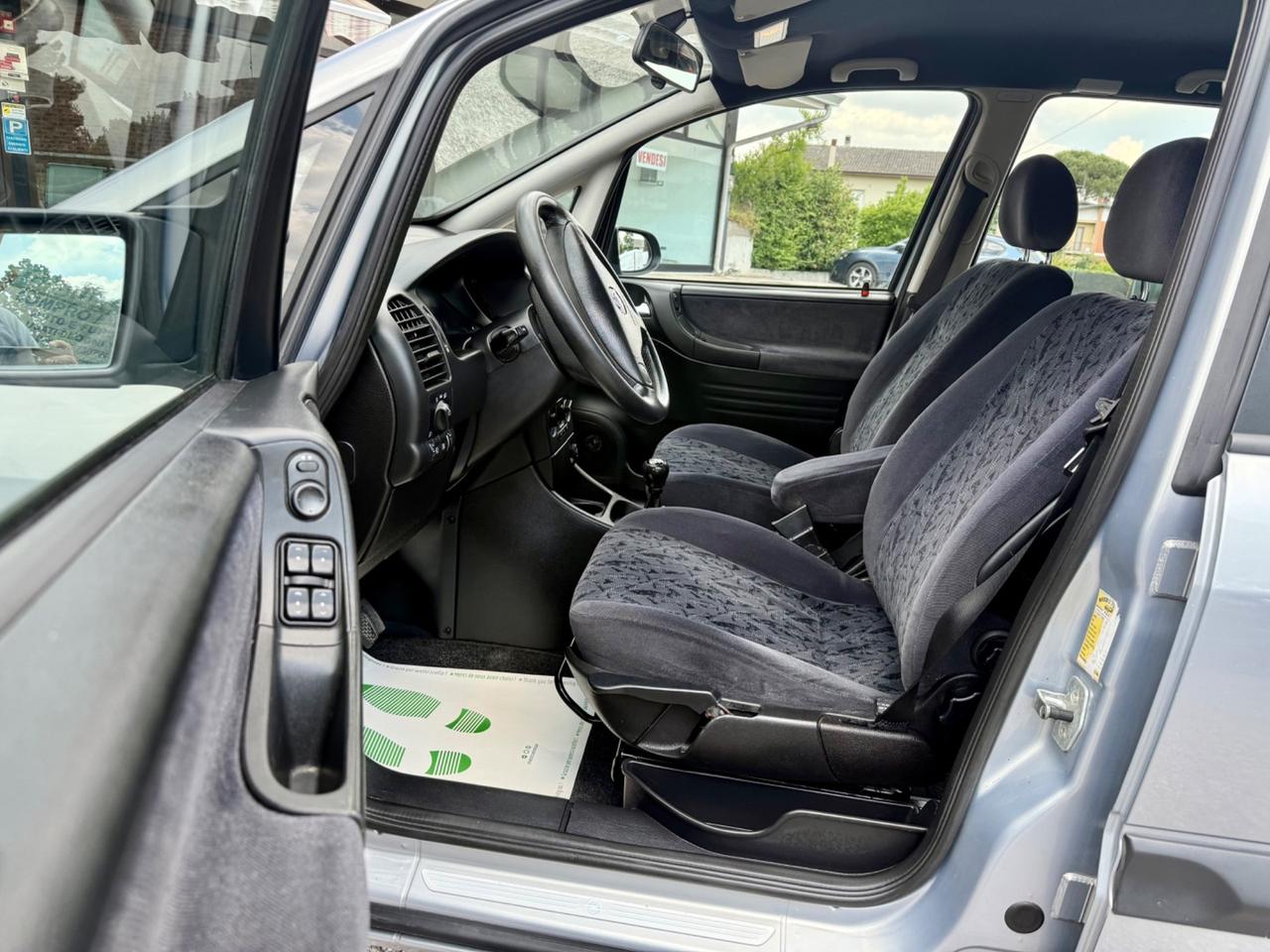 Opel Zafira 2.0 16V DTI 7posti g.traino Ok NEOPATENTATI