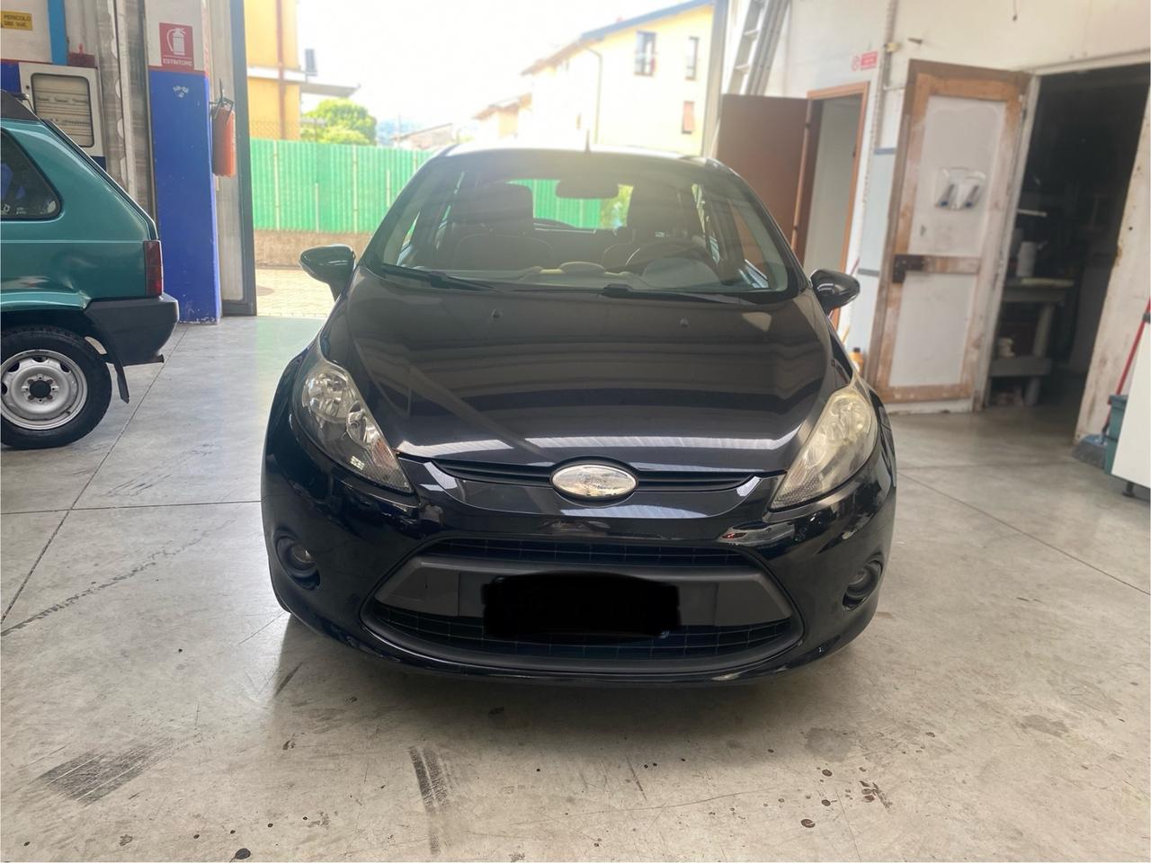 Ford Fiesta 1.4 5 porte Bz.- GPL Titanium