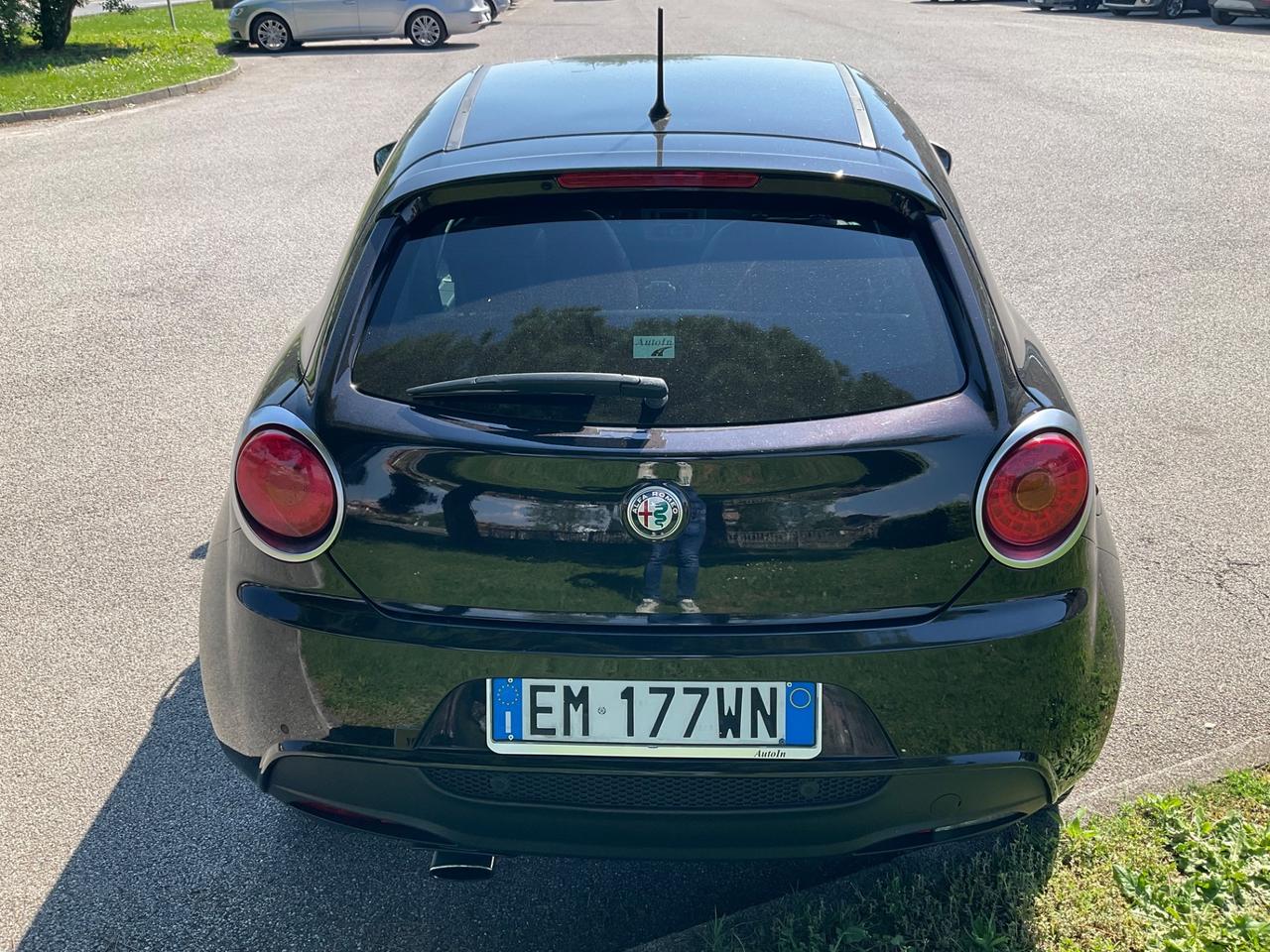Alfa Romeo MiTo 1.3 JTDm-2 95 CV S&S Distinctive Sport Pack