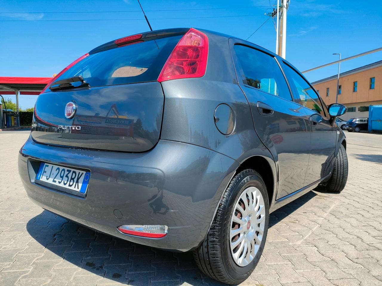 Fiat Punto 1.3 MJT II S&S 95 CV 5 porte Street