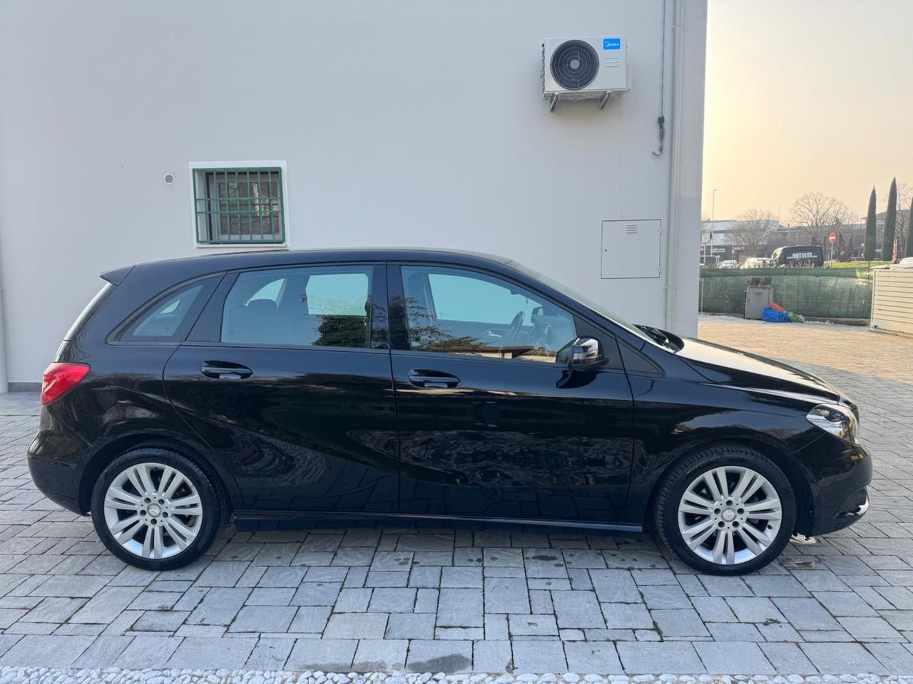 Mercedes-benz B 180 CDI Premium OK NEOPATENTATI