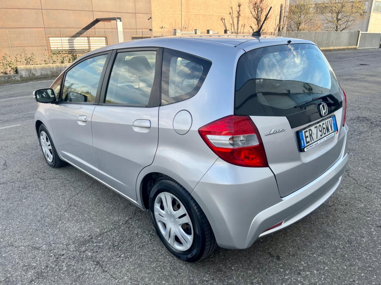 Honda Jazz 1.2benz 2013 95.000km per neopatentati