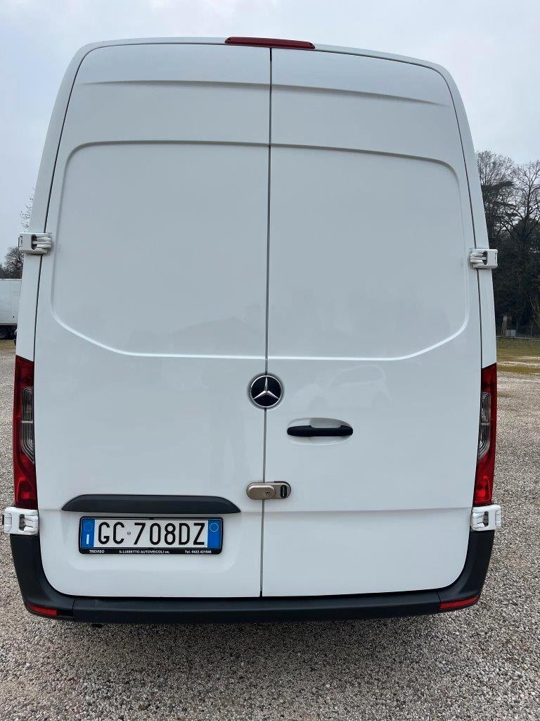 Mercedes Benz 311 Cdi Sprinter F39/33