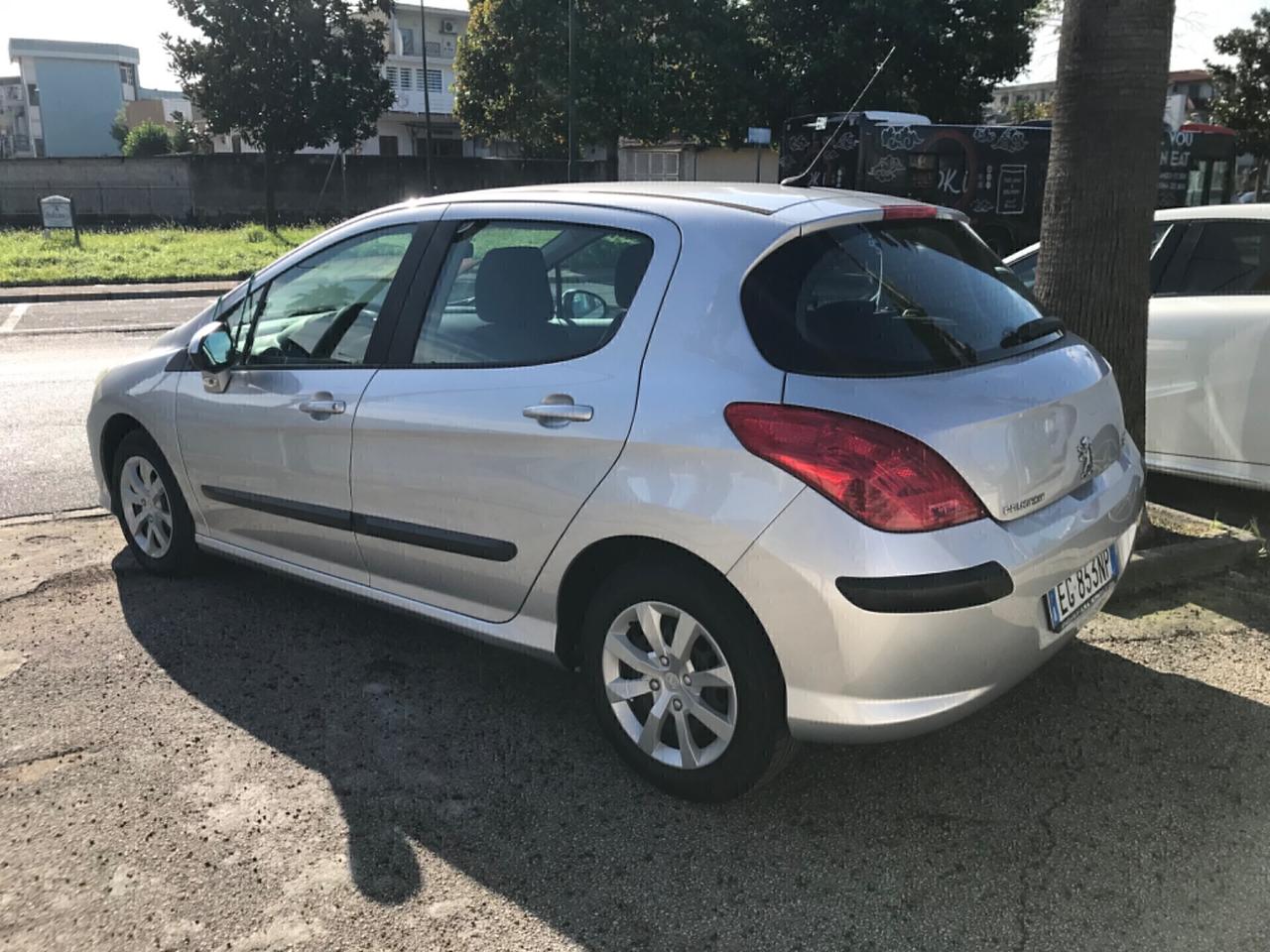 Peugeot 308 1.6 8V HDi 93CV 5p. Active 2011