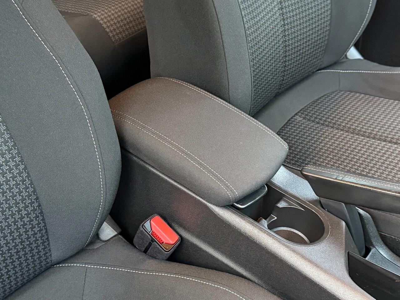 Peugeot 308 1.5 BlueHDi 100 SW NAVI CARPLAY – 2019