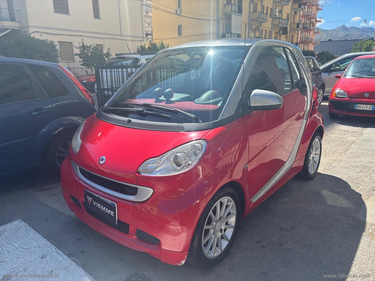 SMART fortwo 1000 52 kW coupé limited one