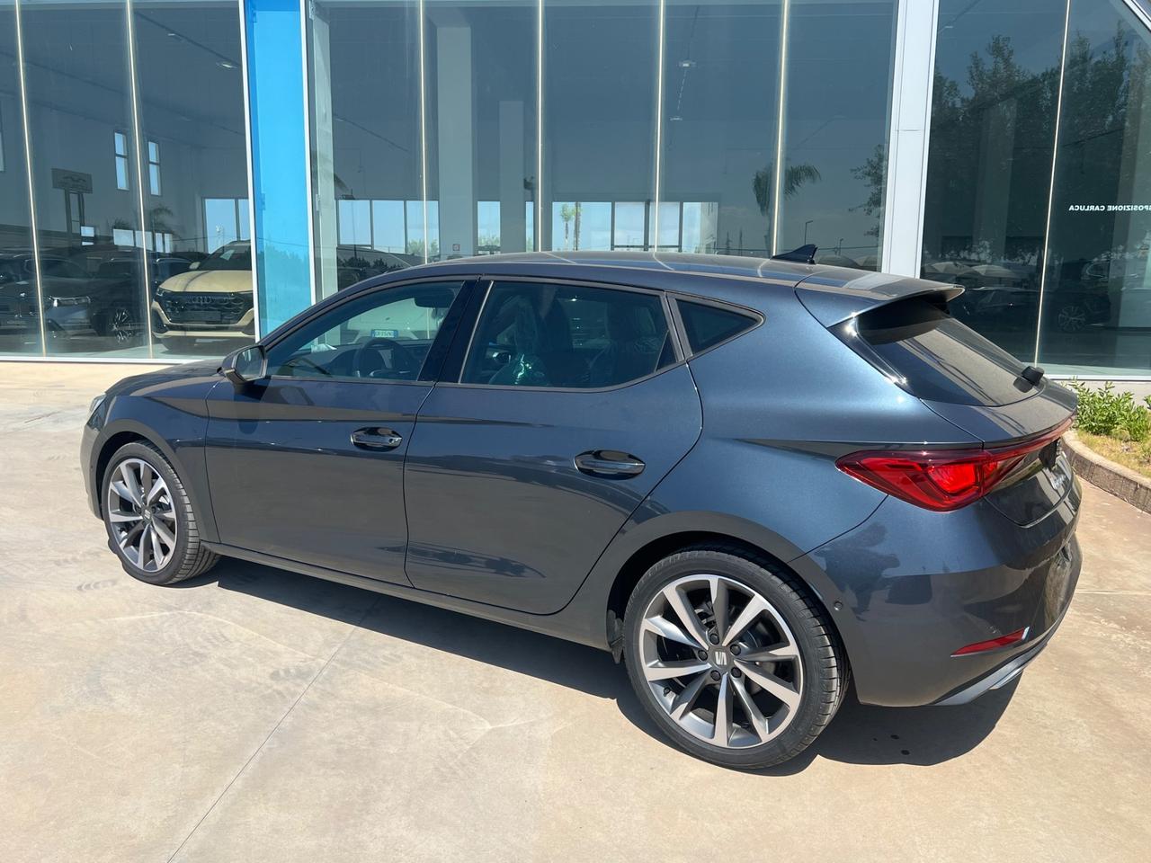 SEAT Leon FR 2.0 tdi DSG possibilità noleggio no scoring