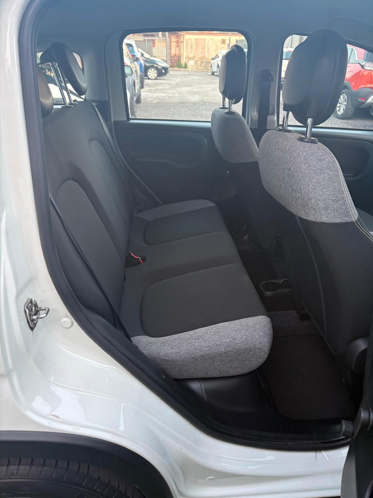 Fiat Panda 0.9 TwinAir Turbo Natural Power City Cross