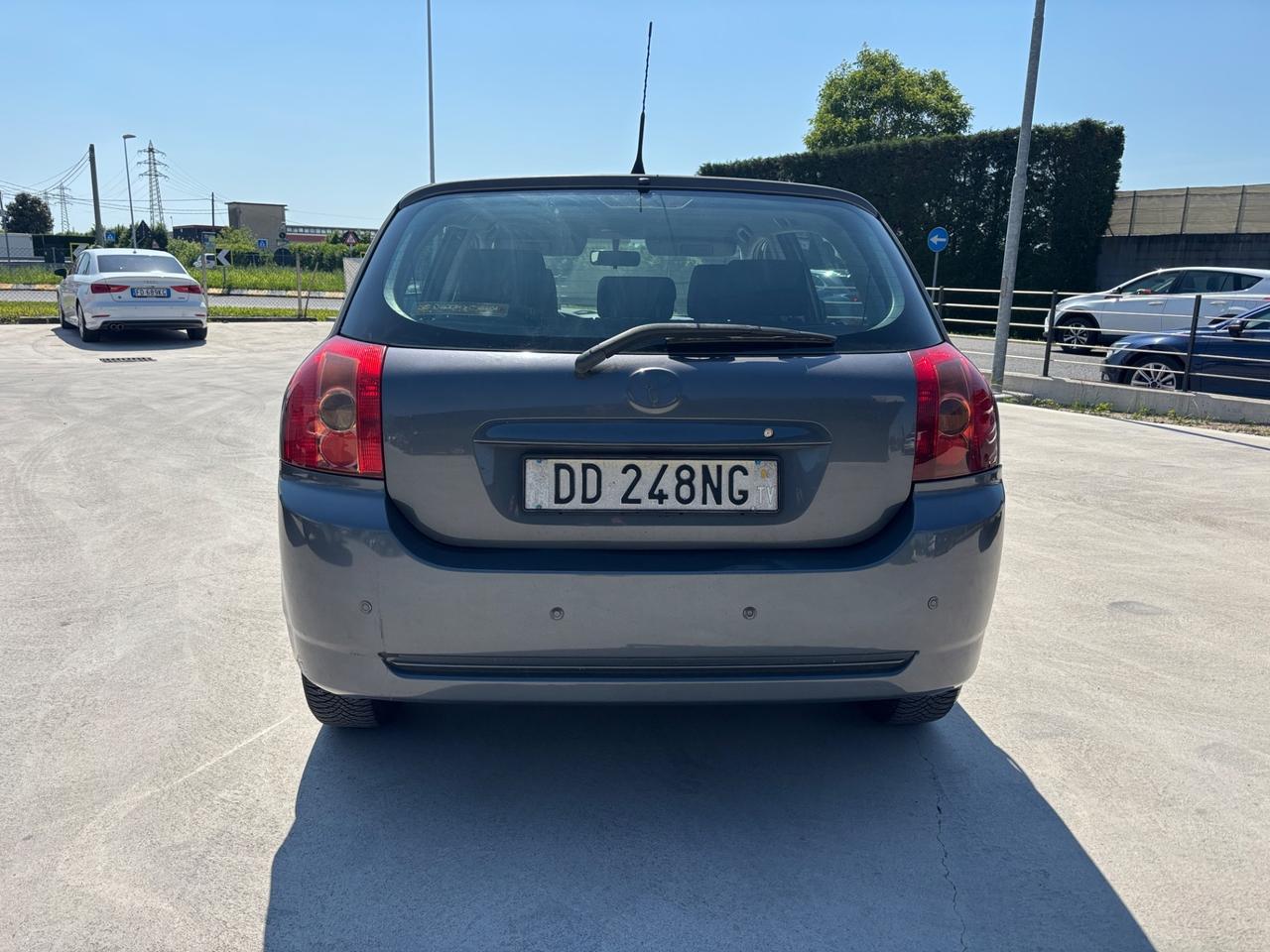 Toyota Corolla 1.4 D-4D M-MT 5 porte Sol ESP
