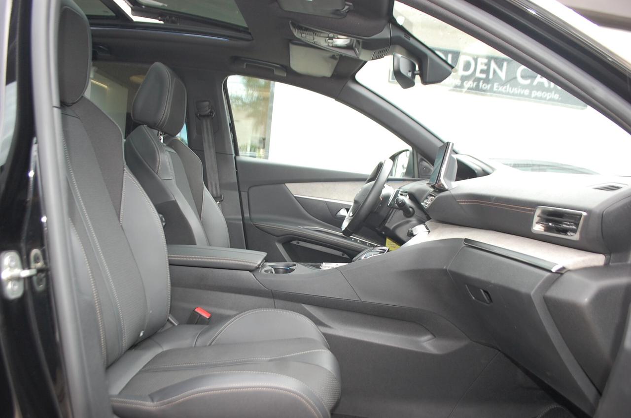 Peugeot 3008 1.5 bluehdi 131CV EAT8 GT Pack S&S Uff Italy Tetto