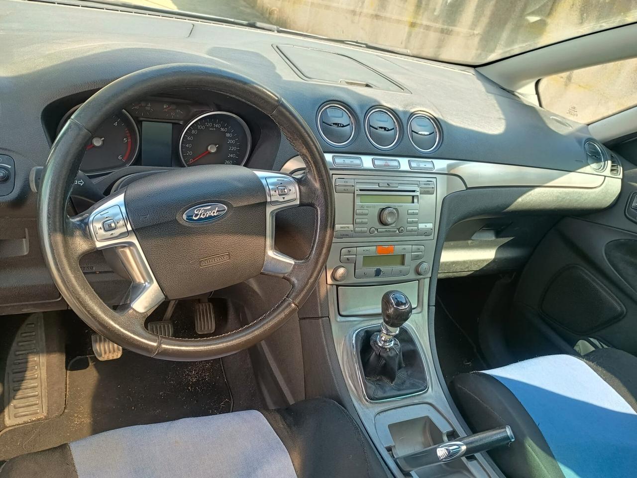 Ford S-Max 2.0 TDCi 140CV Titanium 2012