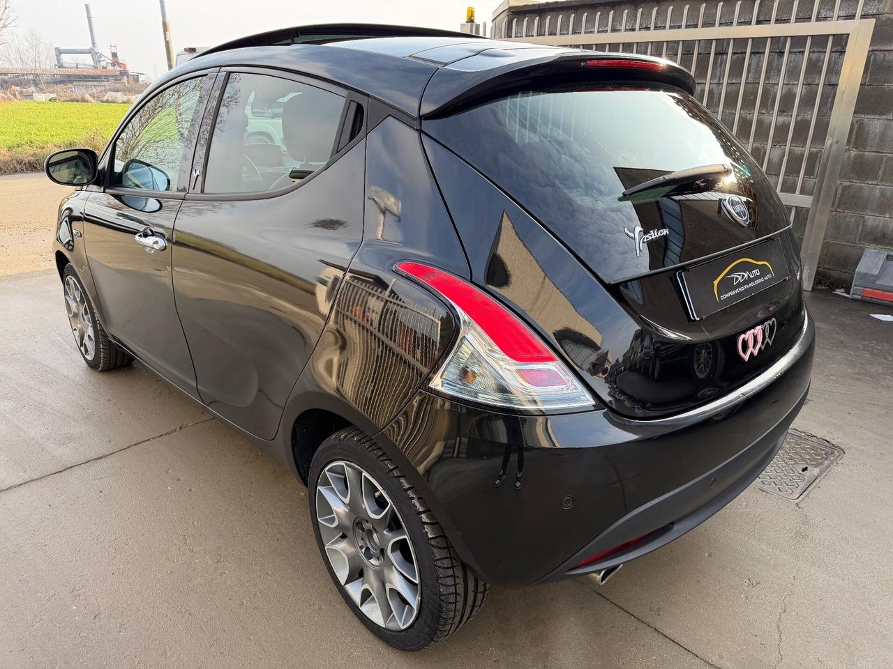 Lancia Ypsilon 1.3 MJT 16V 95 CV 5 porte S&S Elefantino