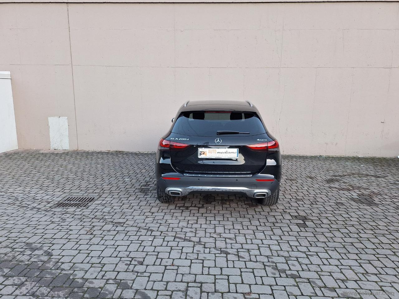 MERCEDES-BENZ GLA 200 d Automatic 4Matic UNICOPROP.