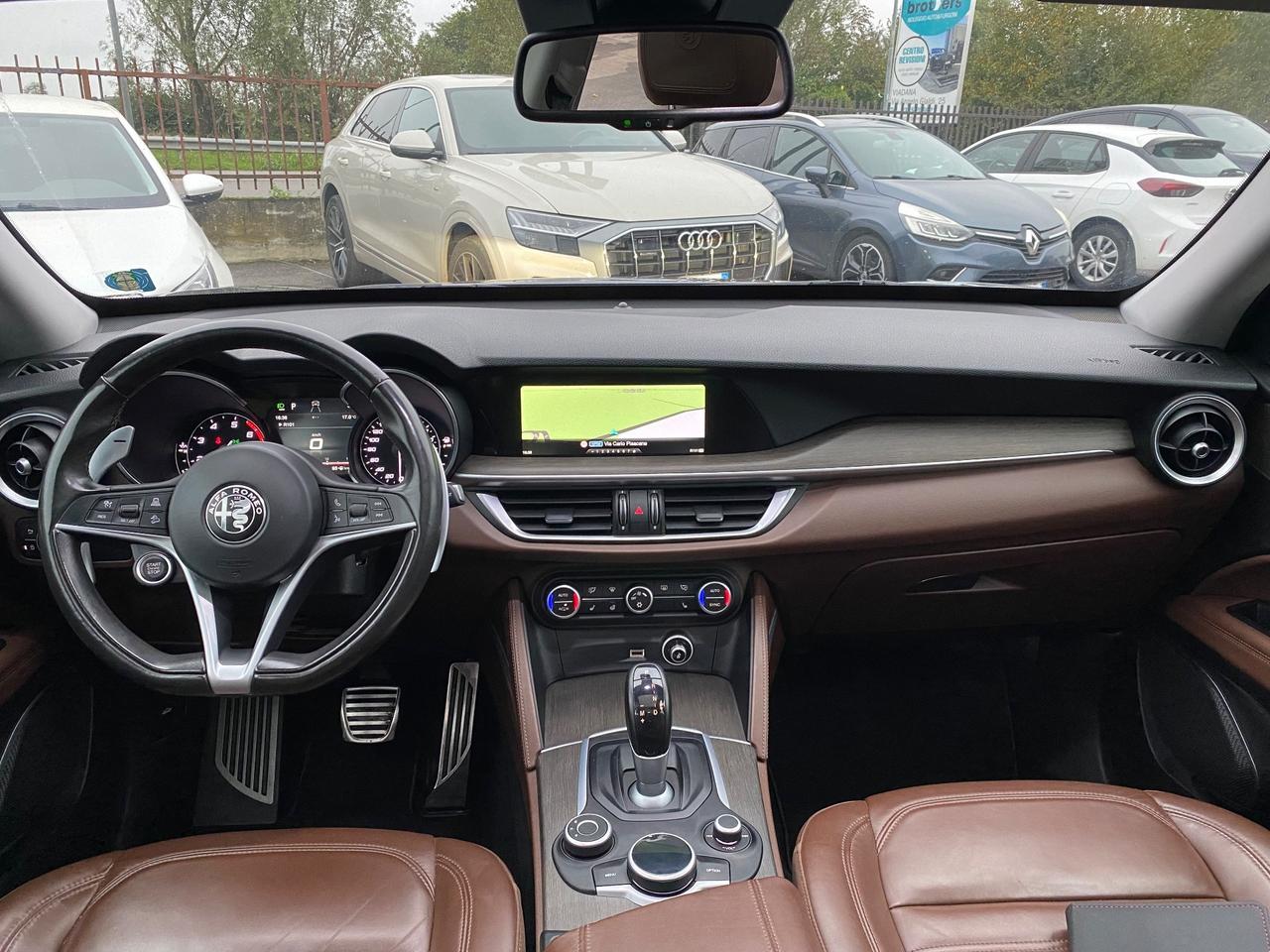 Alfa Romeo Stelvio 2.0 Turbo 280 CV AT8 Q4 TETTO APRIBILE Executive