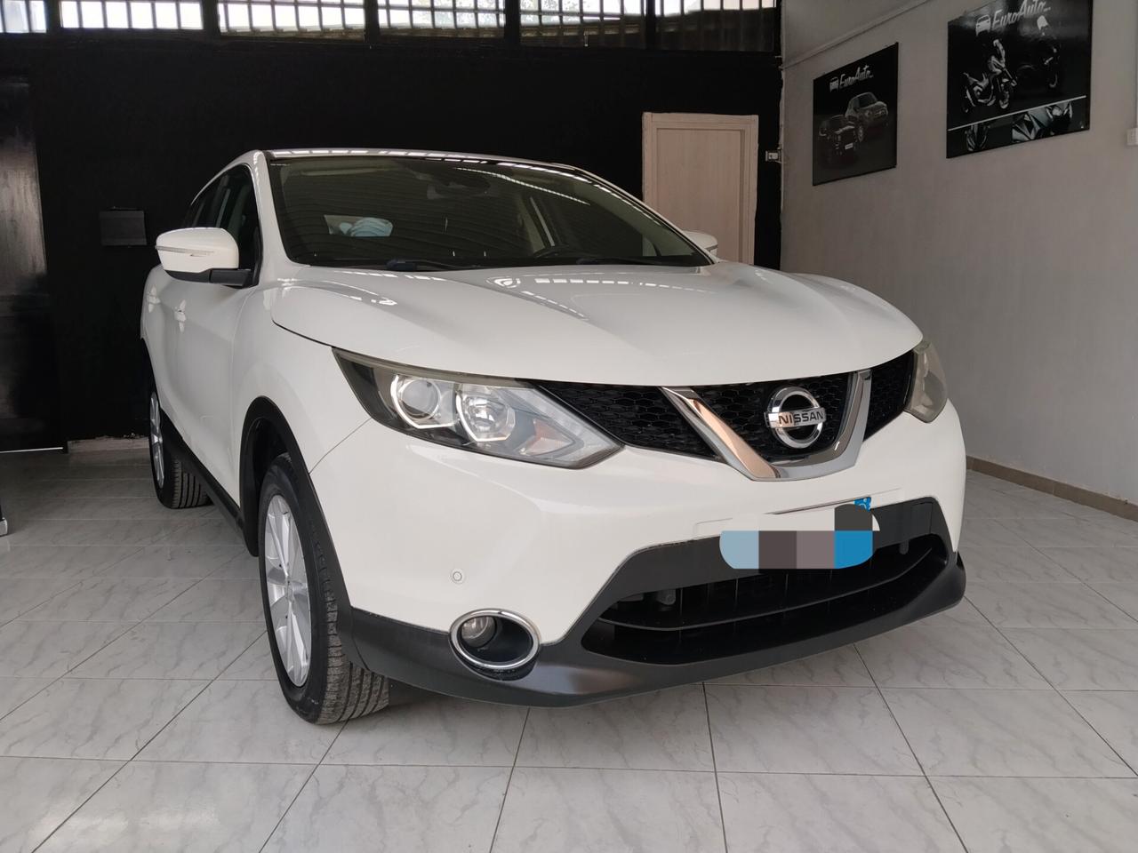 Nissan Qashqai 1.5 diesel 2014 CON GARANZIA