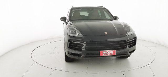 PORSCHE Cayenne 3.0 V6