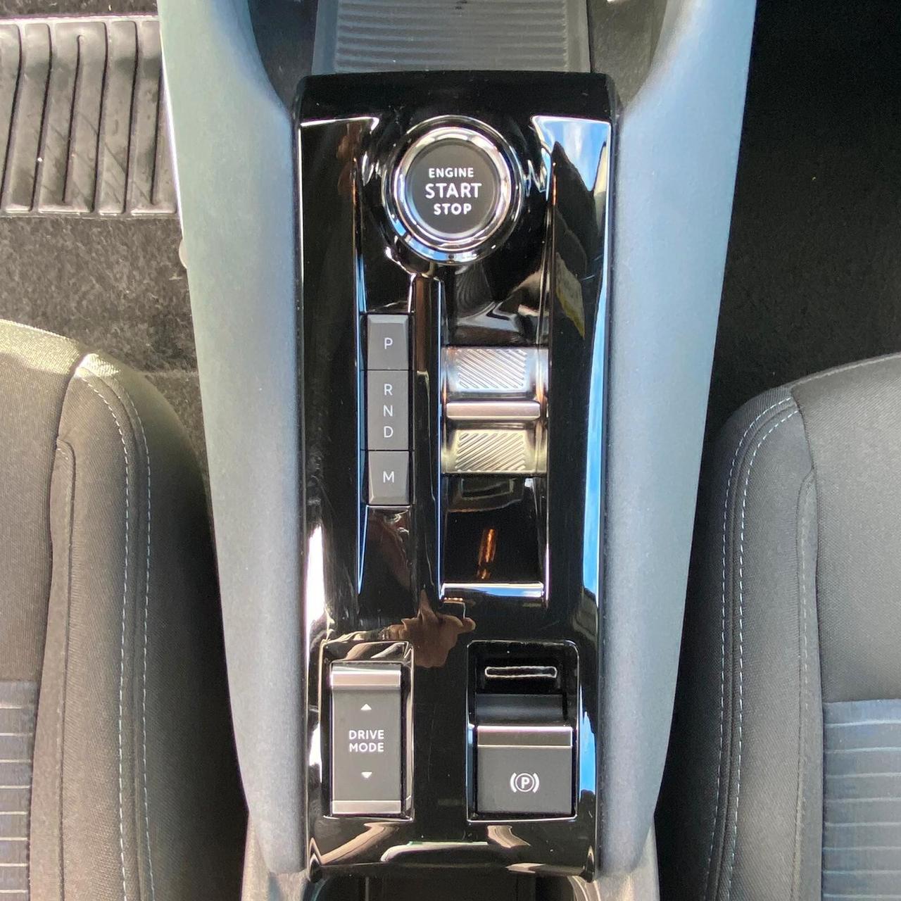 Alfa Romeo Junior 1.2 136 CV Hybrid eDCT6