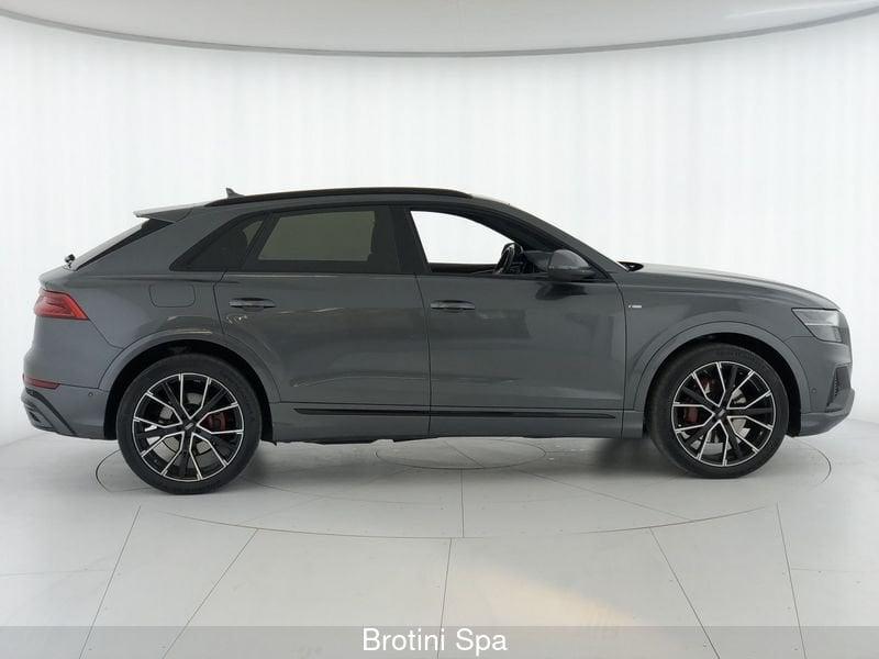 Audi Q8 50 TDI 286 CV quattro tiptronic Sport