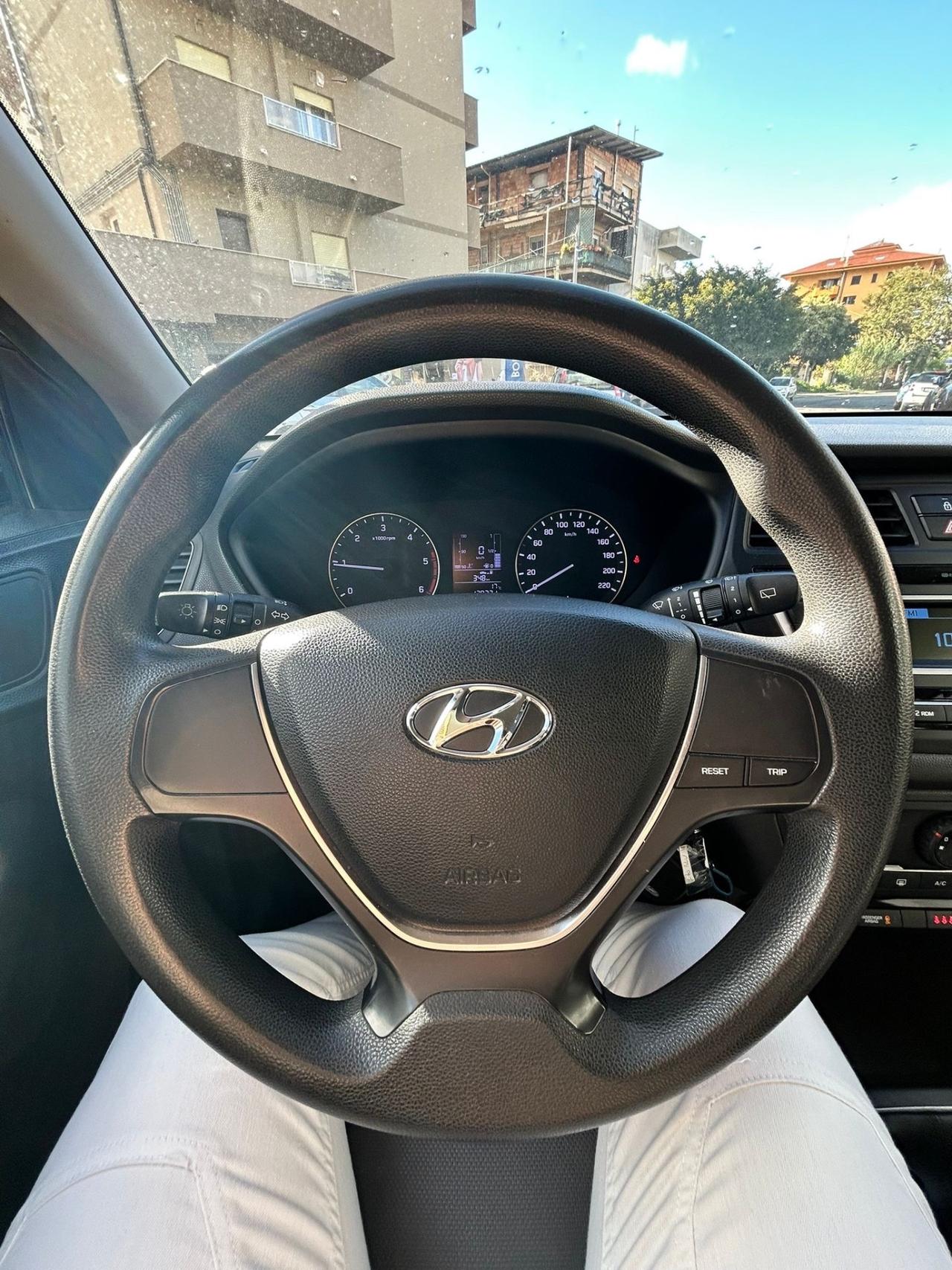 Hyundai i20 1.1 CRDi 12V 5 porte Classic