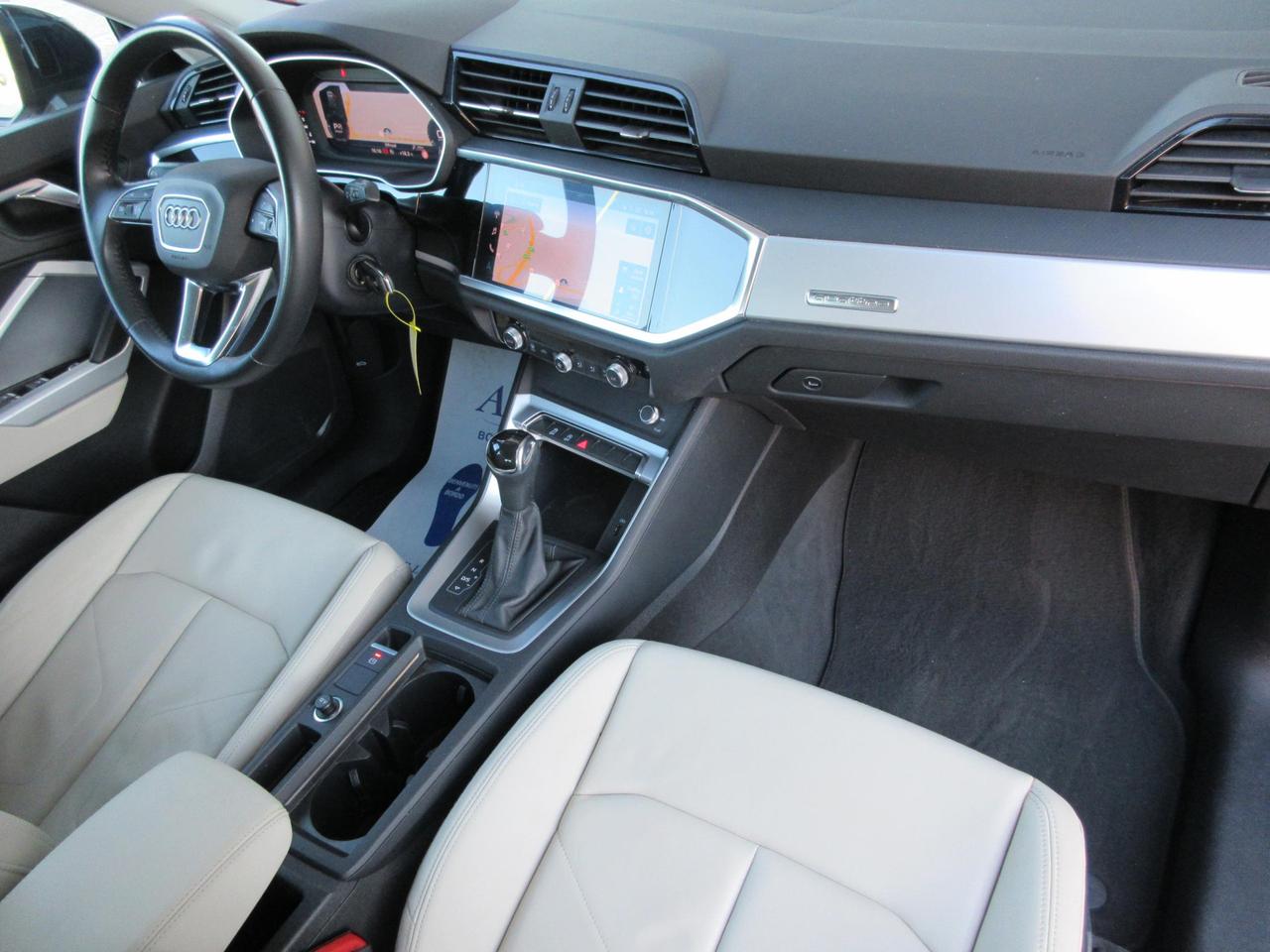 Audi Q3 40 2.0 tdi Business quattro 190cv s-tronic