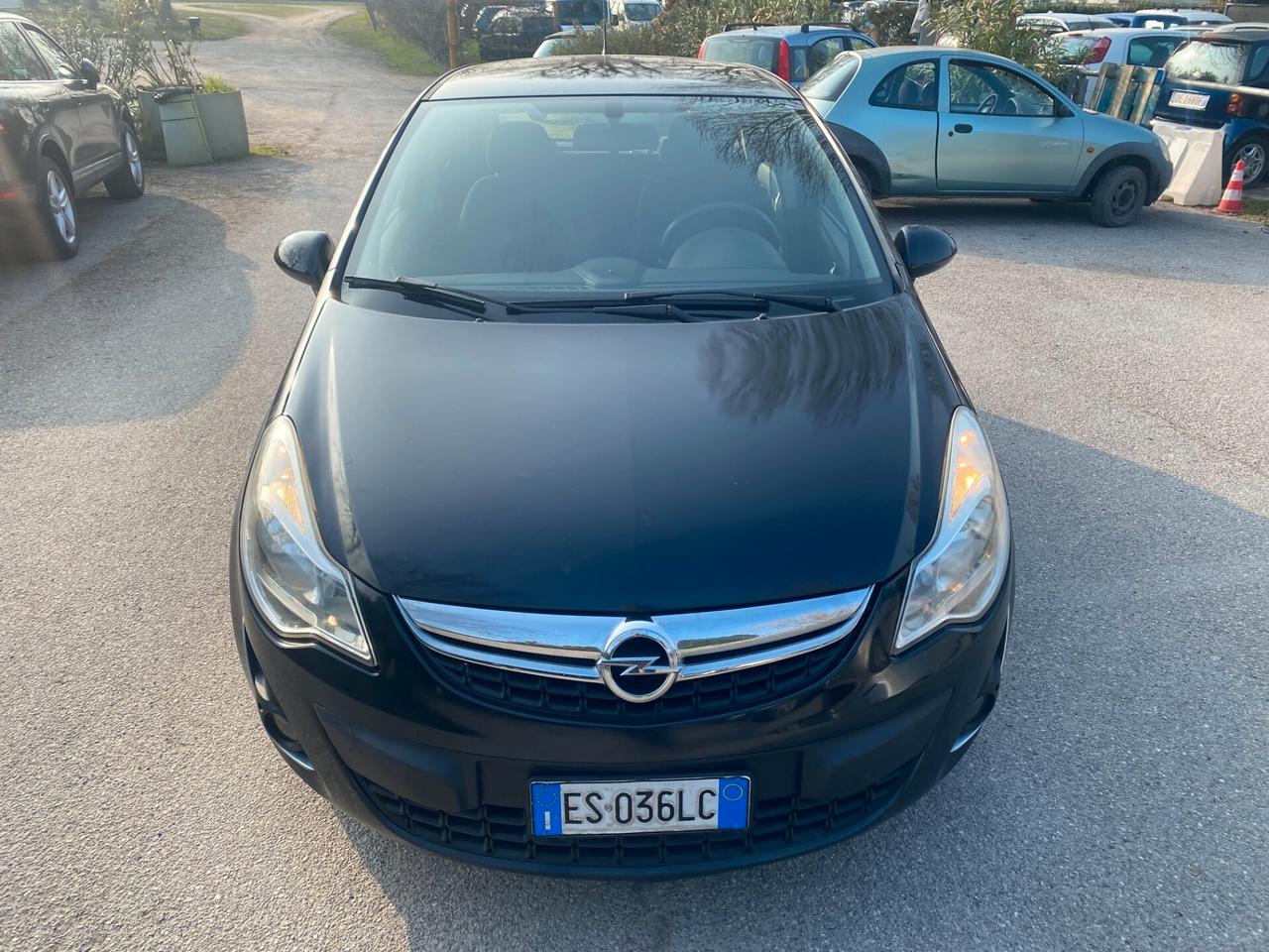 Opel Corsa 1.2 5 porte Edition