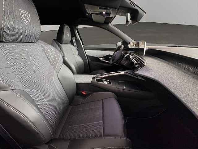 Peugeot 5008 Hybrid 145 e-DCS6 GT