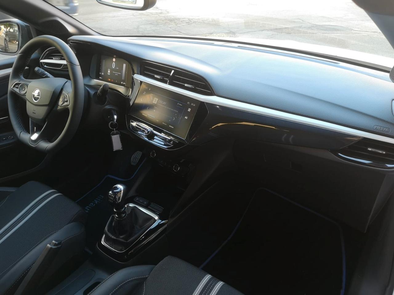 OPEL Corsa 1.2 - 100CV GS Line 2025