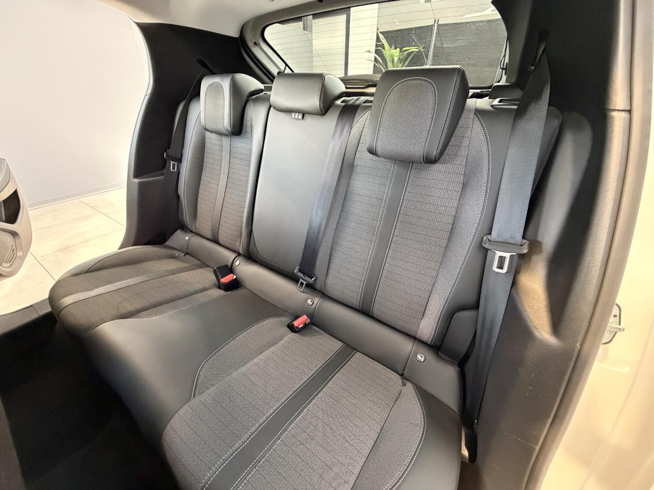 Peugeot 208 PureTech 100 Stop&Start EAT8 5 porte Allure