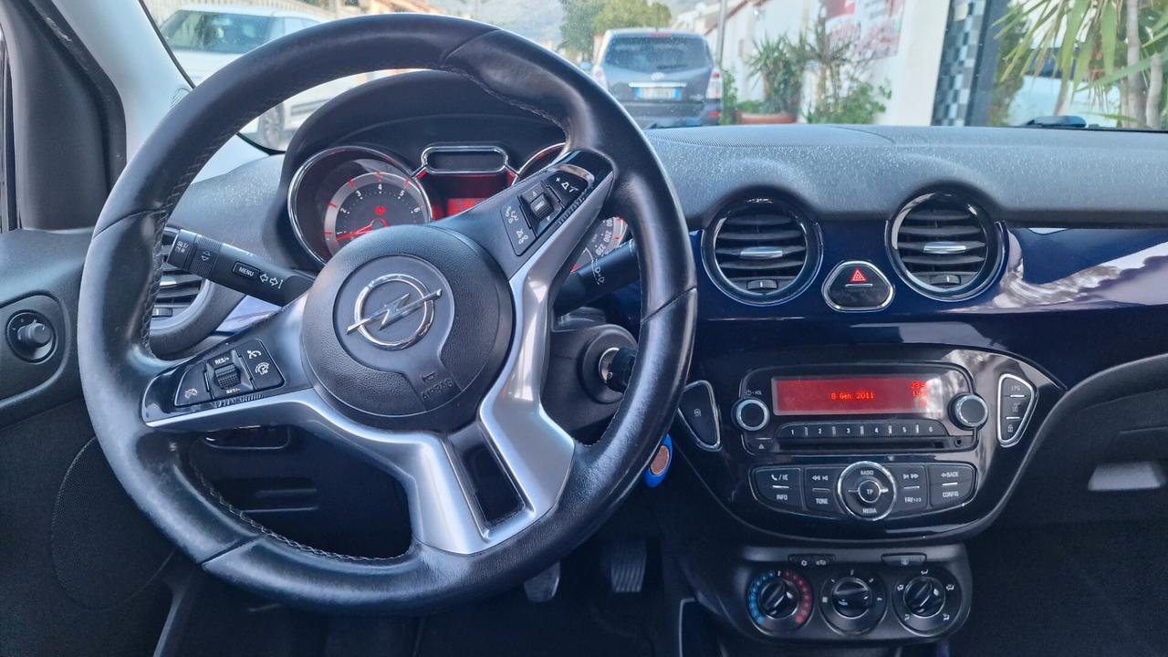 Opel Adam 1.4 87 CV GPL Tech Jam