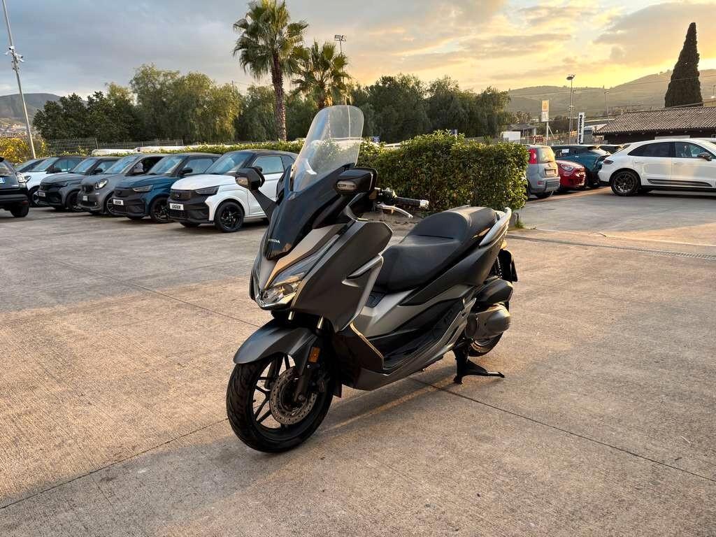 Honda Forza 300 2020/ KM 47.000 Tuo a soli 32 Euro al mese