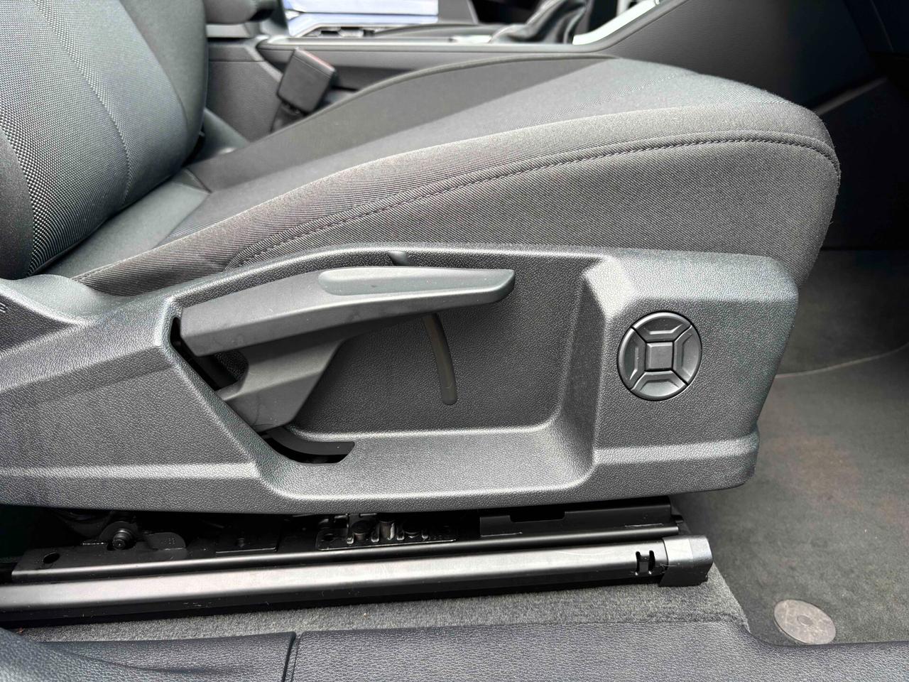 Audi Q3 35 TDI quattro S tronic Business