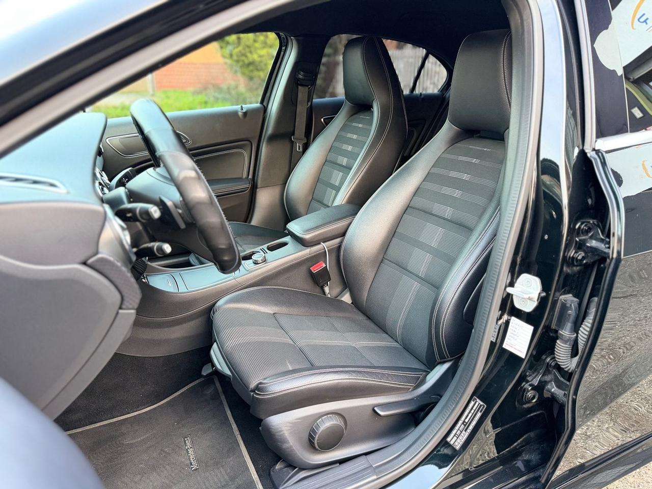 Mercedes-Benz A 180 Premium A 180 D BlueEFFI #9536