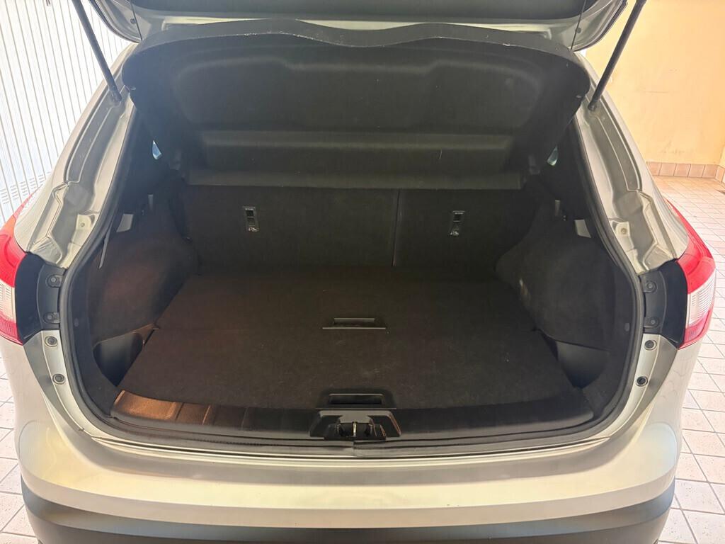 Nissan Qashqai 1.5 dCi