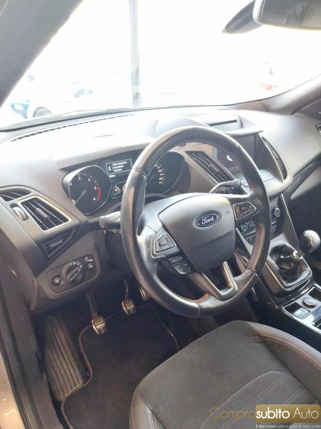 FORD Kuga 1.5 TDCI 120 CV S&S 2WD Powershift ST-Line
