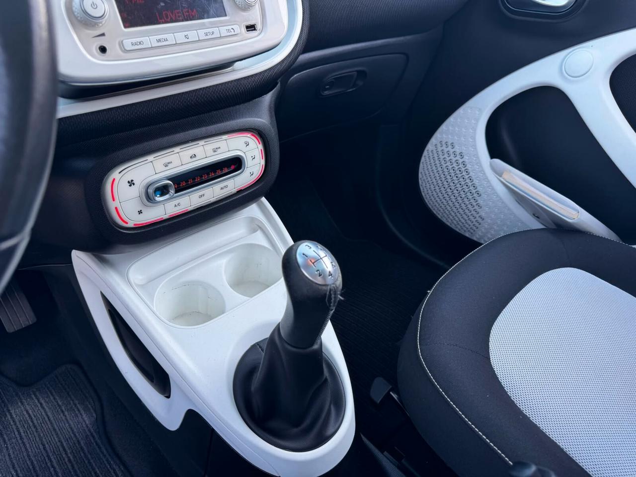 SMART FOUR FOUR 1.0 71 CV 2016 TETTO PANORAMICO