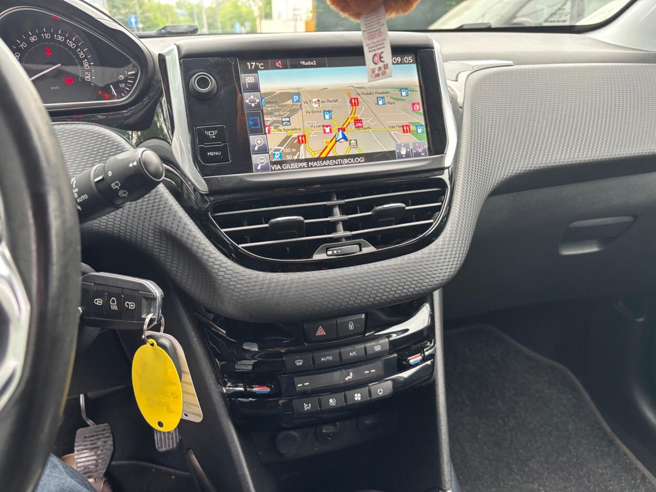 Peugeot 2008 1.6 hdi 92 CV Allure OK NEOPATENTATI