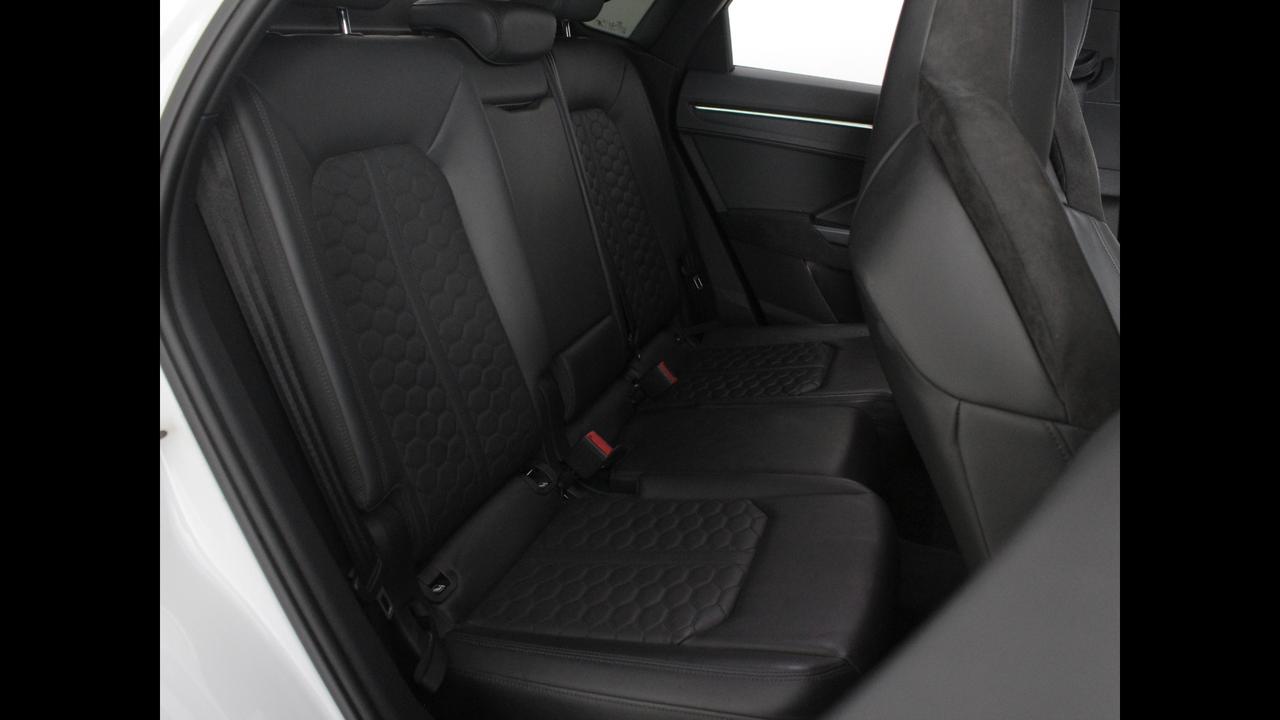 AUDI Q3 2019 Sportback - Q3 Sportback RS 2.5 quattro s-tronic