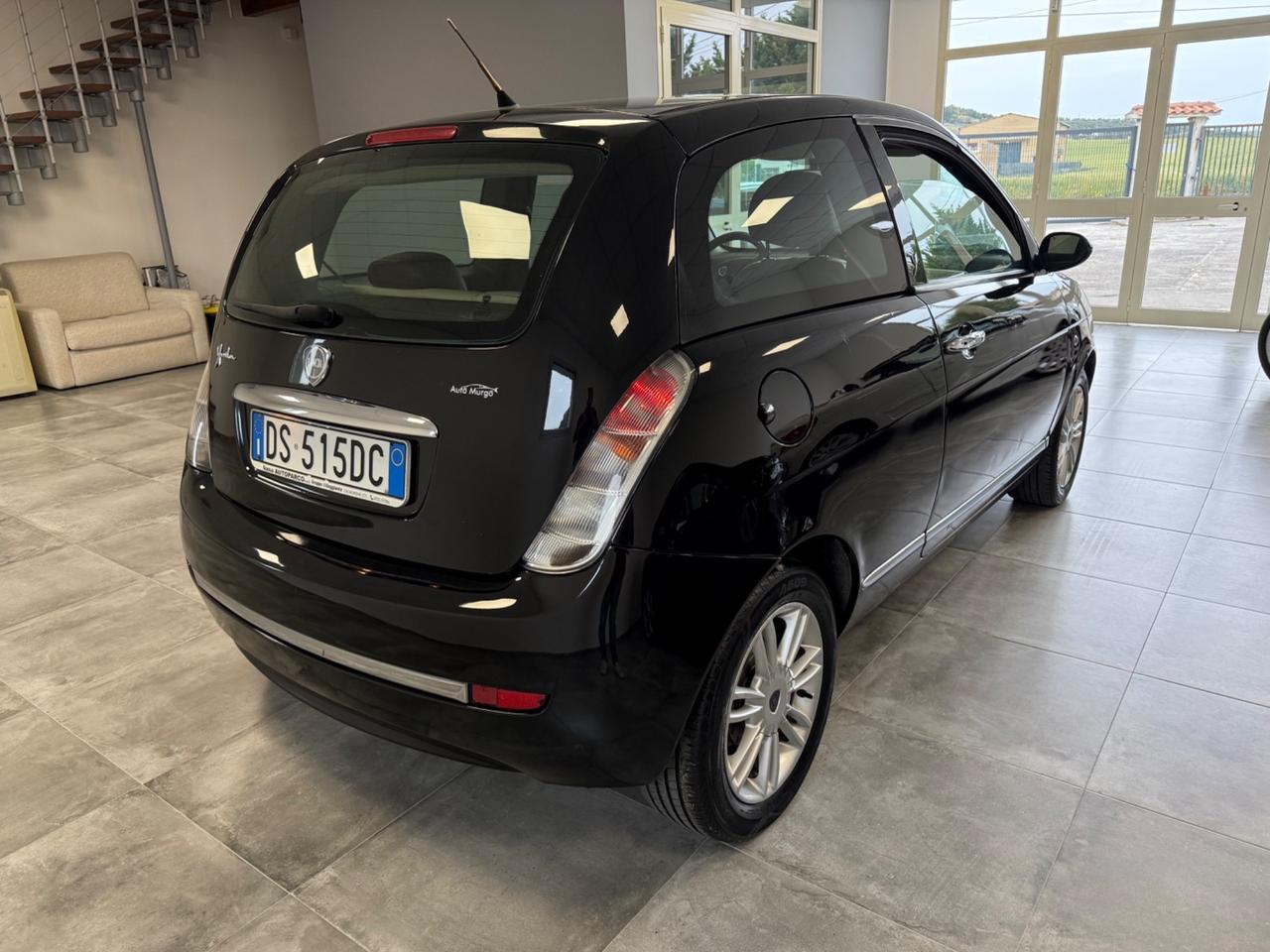 Lancia Ypsilon 1.2 Platino