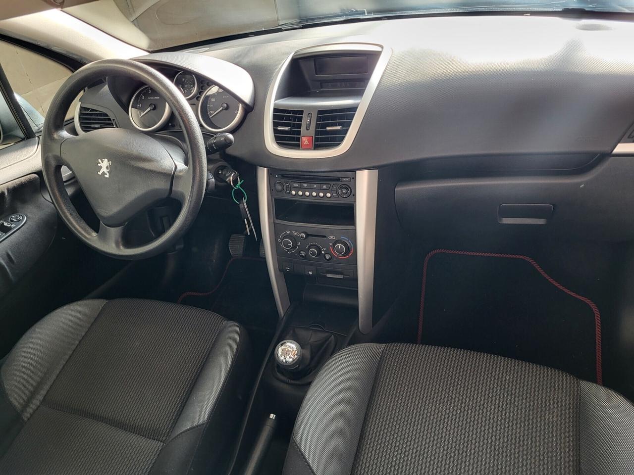 Peugeot 207 Plus 1.4 8V 75CV 5p. ECO GPL