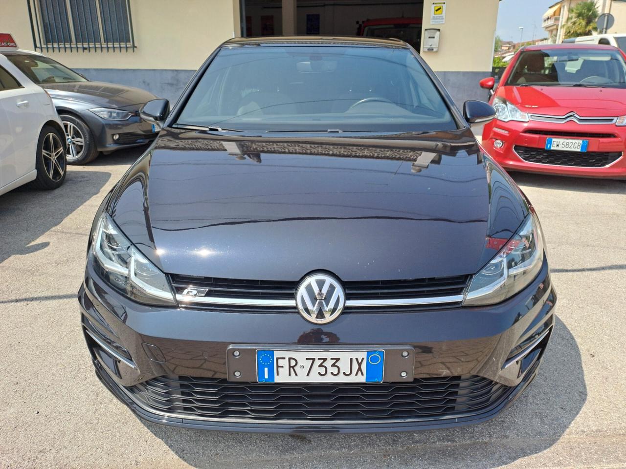 VW Golf 1.5 TSI 150CV DSG R-LINE