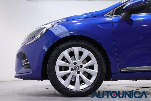 RENAULT Clio FULL HYBRID E-TECH 140 CV AUTOMATICA