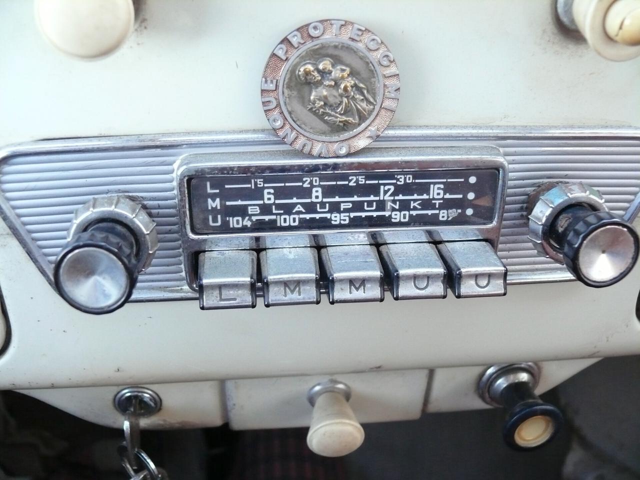 Volkswagen Maggiolino VETRO PIATTO (M1260)