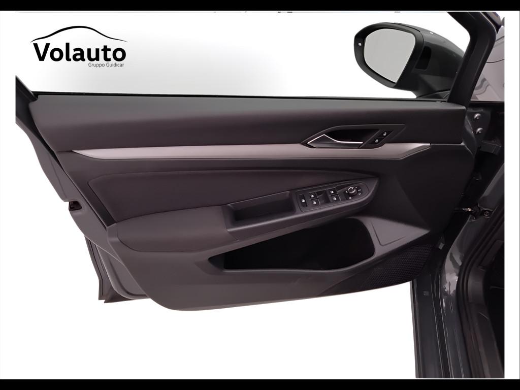 VOLKSWAGEN Golf VIII 2020 Variant - Golf Variant 1.0 etsi evo Life 110cv dsg