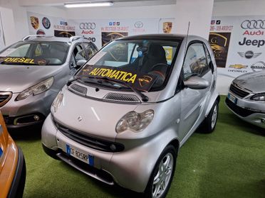 Smart 700 city-coupé pure (45 kW)
