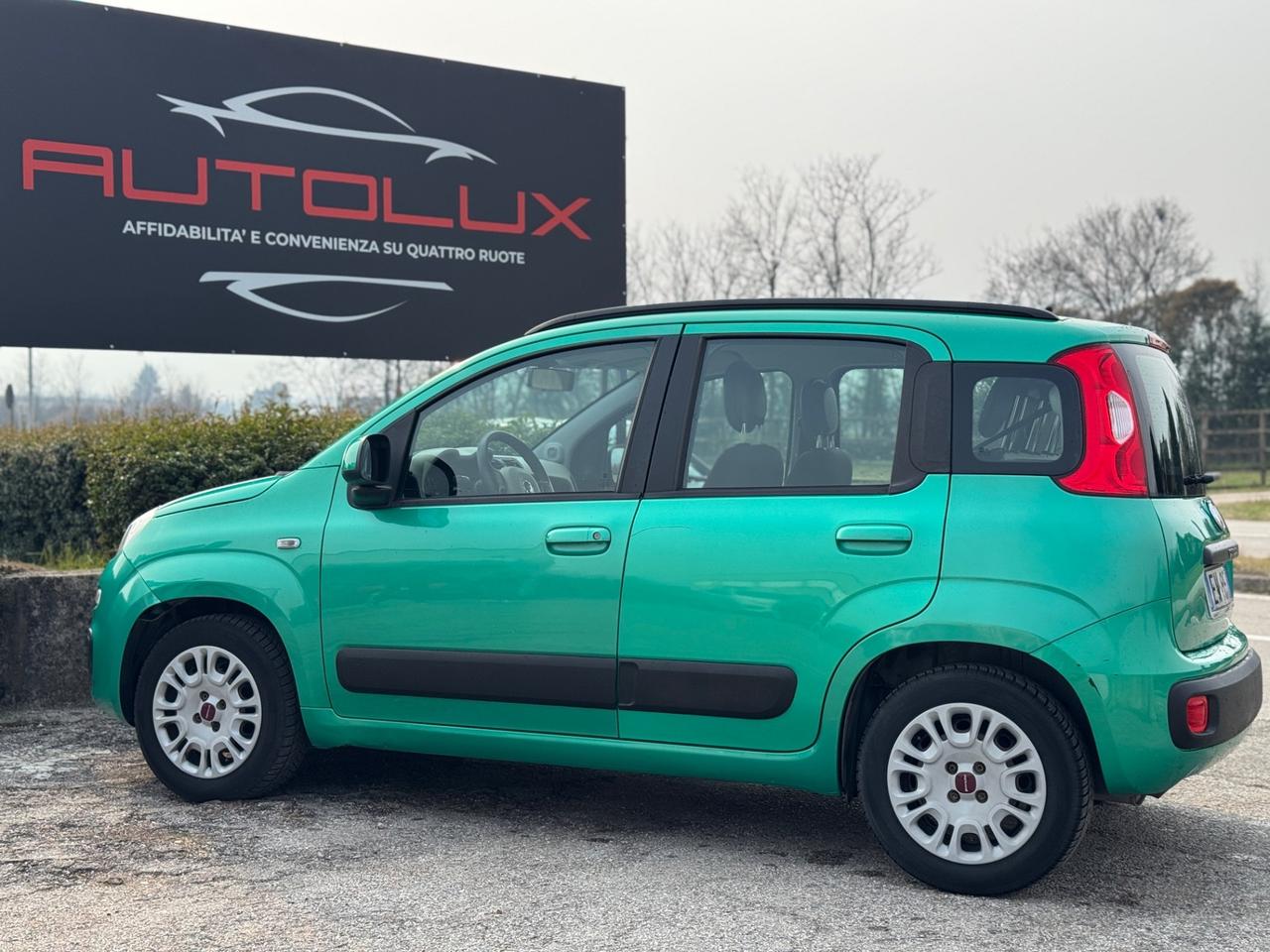 FIAT PANDA 1.2 LOUNGE NEOPATENTATI