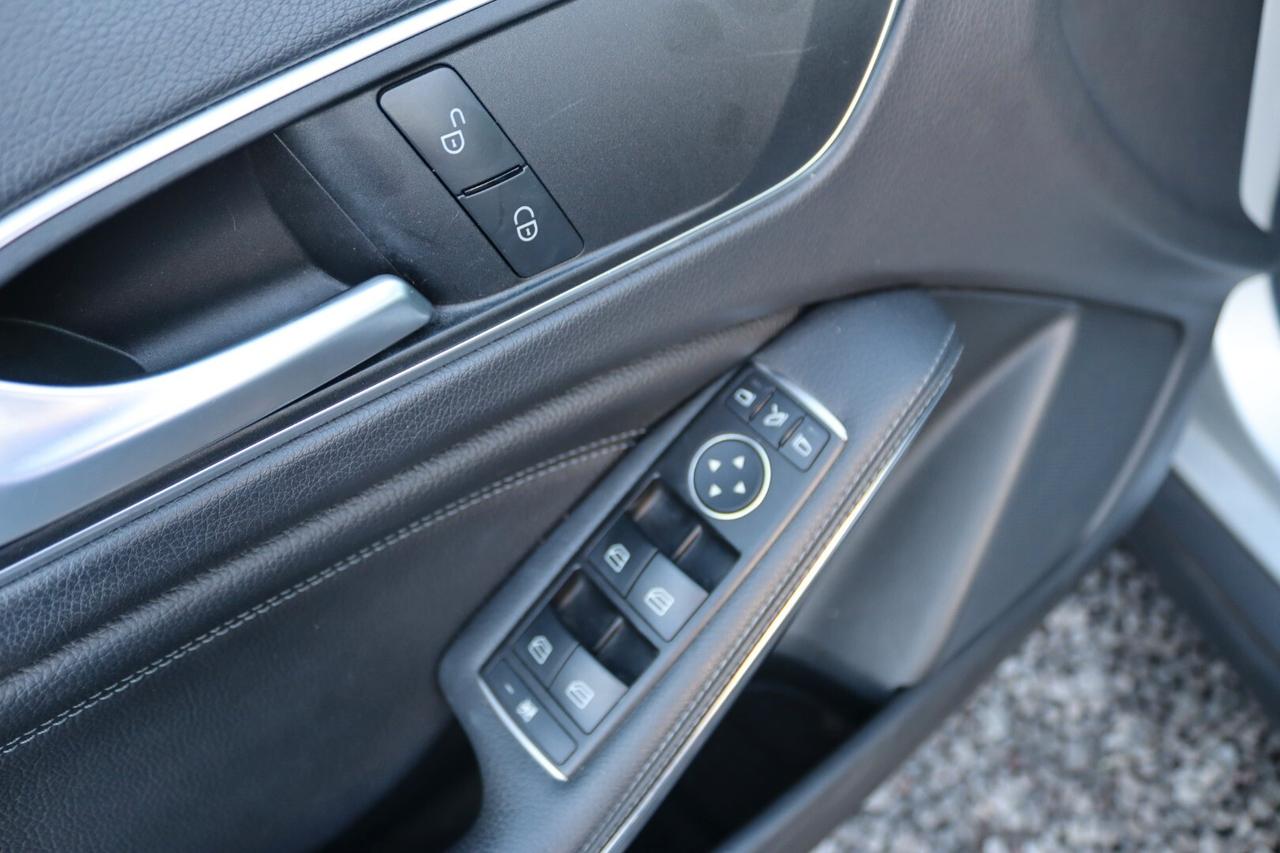 Mercedes-benz GLA 200 CDI Automatic Premium